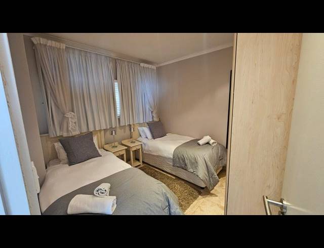 2 BEDROOM APARTMENT FOR SALE IN SANTOS BAY